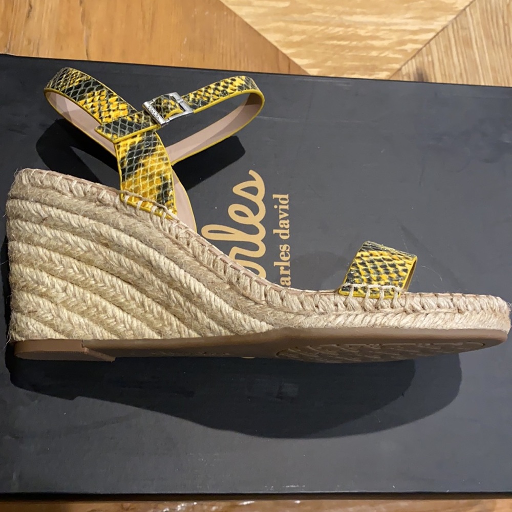 NEW Charles David Espadrille Wedge Sandal - Picture 2 of 8